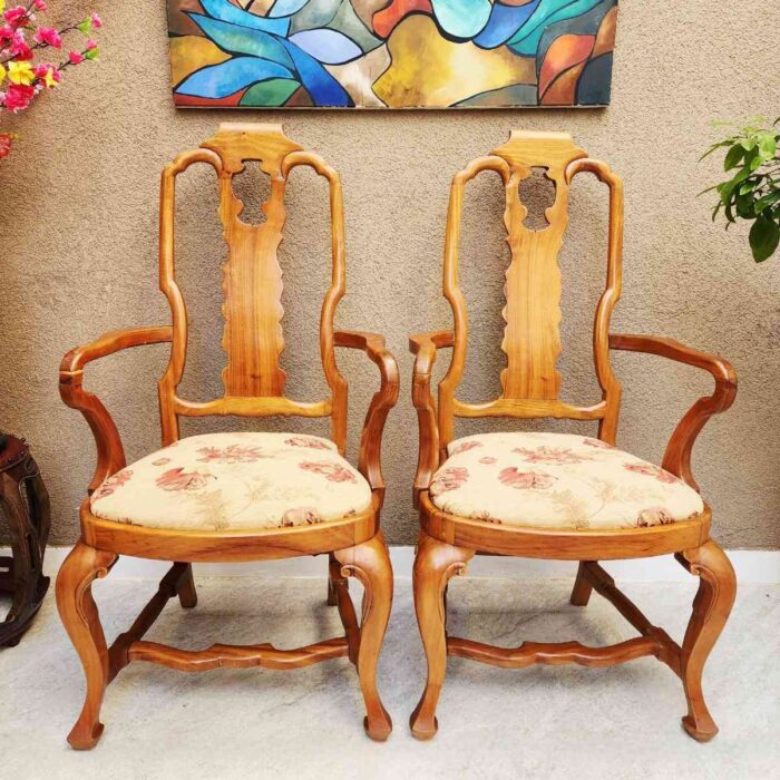 6 Sillas + 2 Sillones Estilo Ingles - Imagen 3