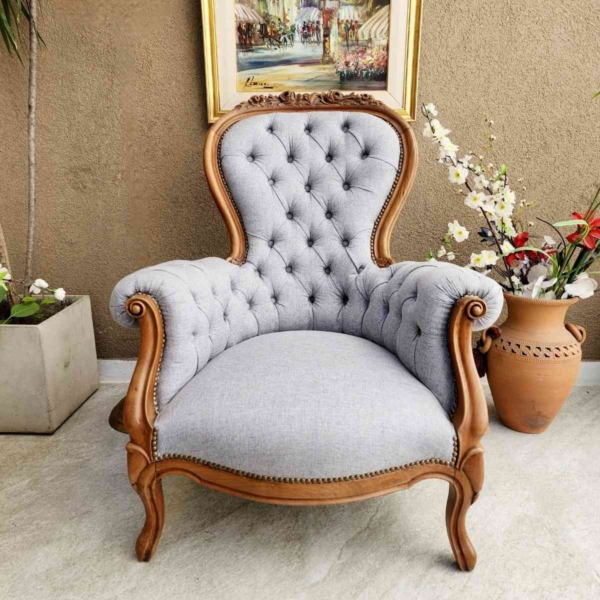 Sillón Colonial Con Capitoné
