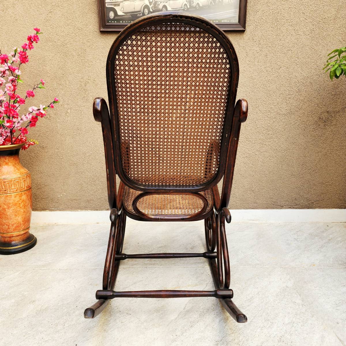 Mecedora Estilo Thonet - Imagen 3