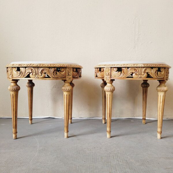 Par de Mesas Auxiliares Frances Estilo Luis XVI