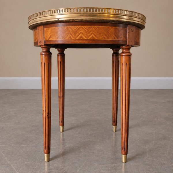 Mesa Auxiliar Francesa Luis XVI con Tapa de Marmol